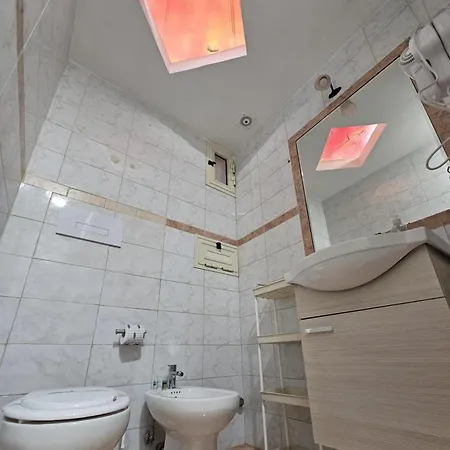 Casa Atri Spaccanapoli Centro Storico * נאפולי